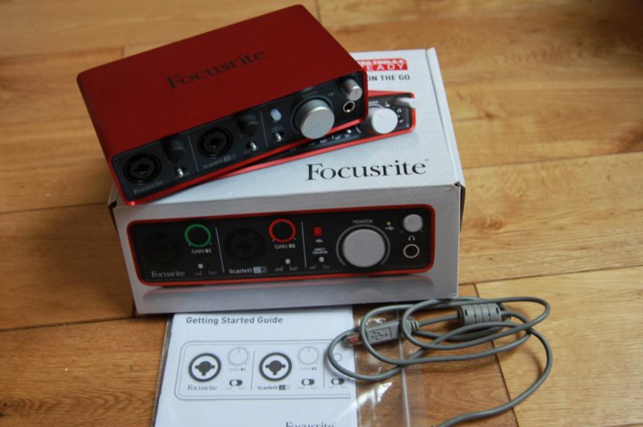 Звуковая карта focusrite scarlett 2i2