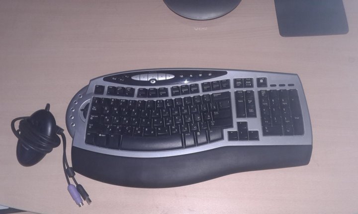 Besprovodnaya Klaviatura Microsoft Wireless Comfort Kupit V