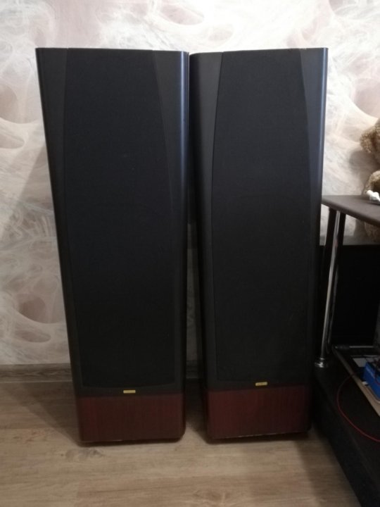 Jamo store 128 speakers