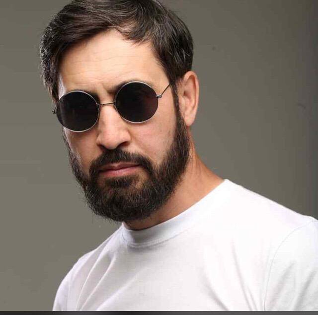 Хаджимурад набиев махачкалинские бродяги. Хаджимурада набиева. Однажды на кавказе хаджимурад набиев. Хаджимурад набиев горцы от ума. Хаджимурад набиев облысел.