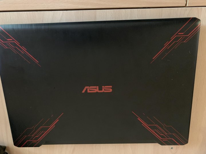 Asus fx706hf hx014. ASUS fx570u. Асус 61 fx570ud. ASUS fx570u разъем. FX 570.