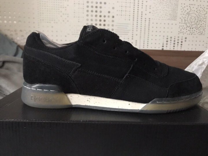 reebok workout plus tribute