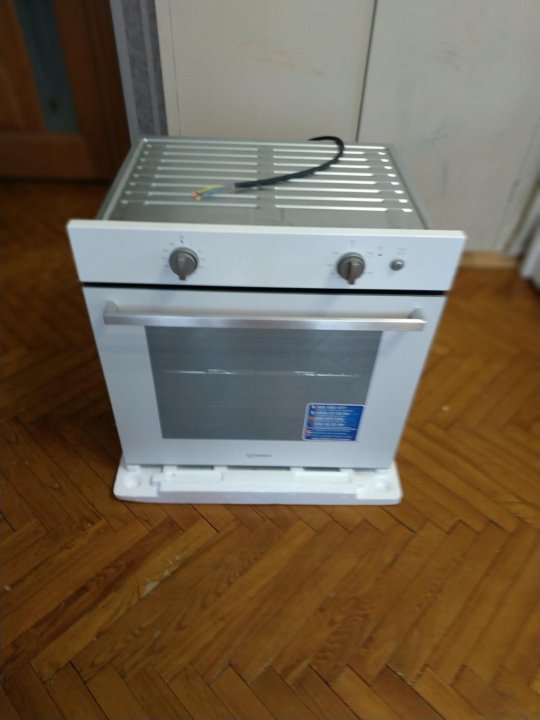 Духовой шкаф indesit igw 620 wh