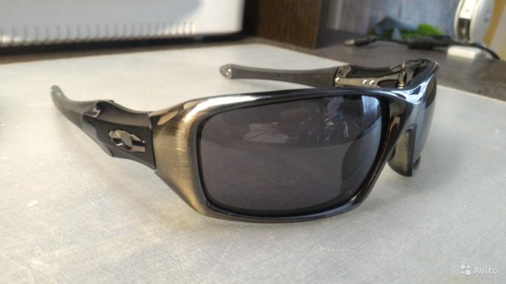 Oakley c six online