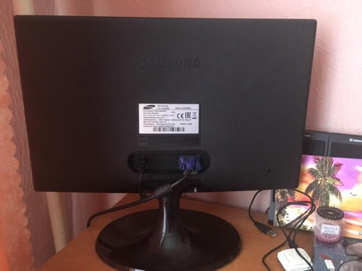 S19kpro. S19c300n Samsung. Самсунг s19c200. Монитор s19c300n. S19c300b 19".