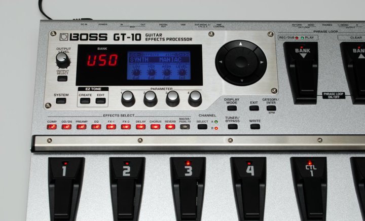 Boss gt 10. Гитарный процессор Boss gt-10. Boss 1000 процессор гитарный. Boss gt-100 гитарный процессор. Гитарный процессор Boss 90.