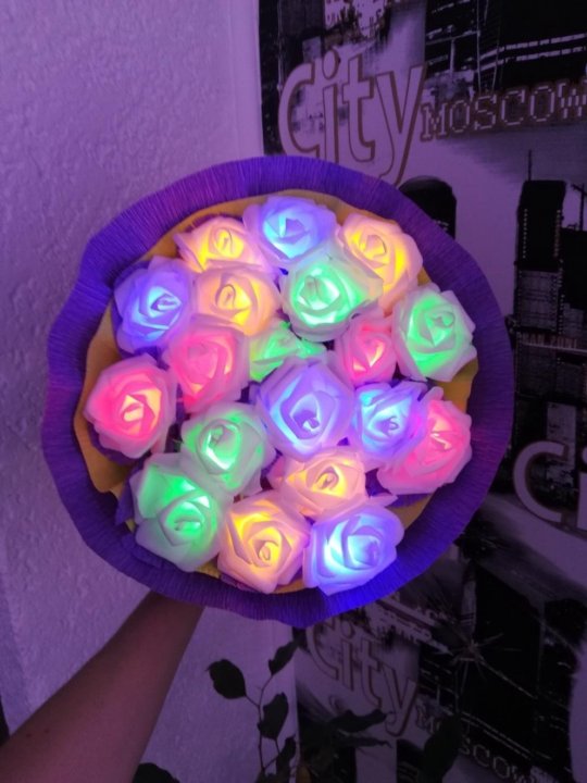 букет из светодиодов. светящийся букет. букет с бабочками светящийся. светодиодные цветы. букеты с бабочками светящиеся.