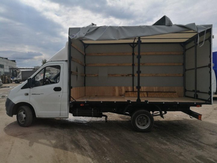 Визитка грузоперевозки от 1. Ивеко дейли тентованный. Ивеко 3. Грузоперевозки 1 5 тонн. Фургон 18 кубов.