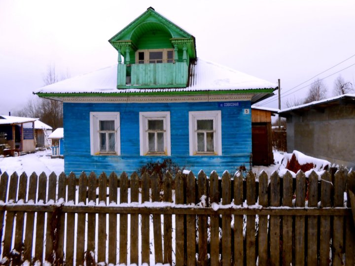 Дом в соколе вологодской. Биржевая Сокол Вологодская область. Улица Луковецкая город Сокол Вологодская область. Деревня Сокол Вологодская область. Частный дом в городе Соколе Вологодской области.