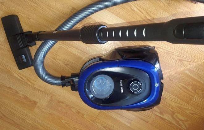 Vc 2100. Пылесос самсунг vc2100 отзывы. Пылесос самсунг 2100w cyclone force. Пылесос самсунг vs 2100. Модель пылесоса самсунг 2100w.