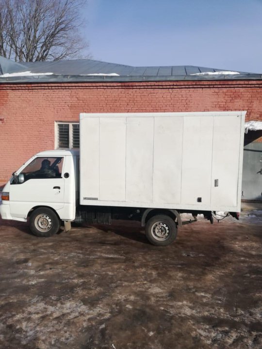 Портер 3 метра. Водитель портера. Работа на портере в москве. Hyundai porter 2006 рефрижератор. Грузоперевозки портер.