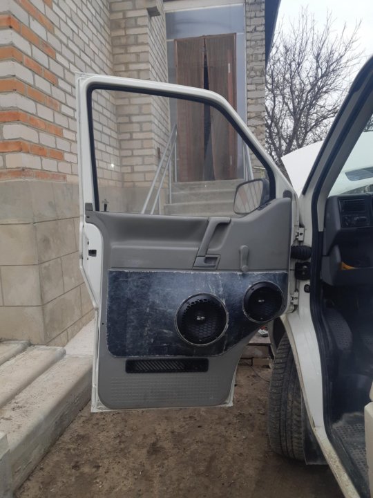 Дверные подиумы фольксваген т4. Фольксваген т4 16 динамики в двери. Акустика в транспортер т4. Фольксваген т4 подиумы для динамиков. Подиумы на фольксваген т4.