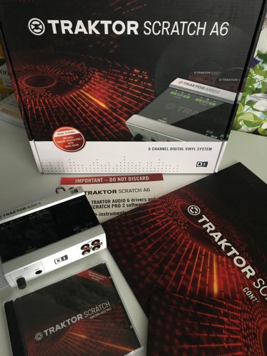 Scatch Pro Traktor Scratch Pro Audio 6 _ Traktor Audio 6 Interface & Traktor LE 2 ...