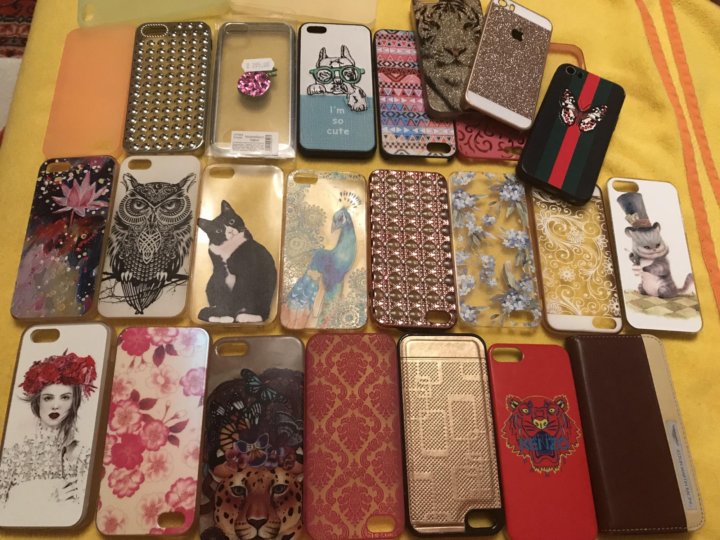 Много чехлов. Много чехлов на айфон. Silicon case iphone 11. Продаются чехлы. Чехол на айфон 11 на садоводе.