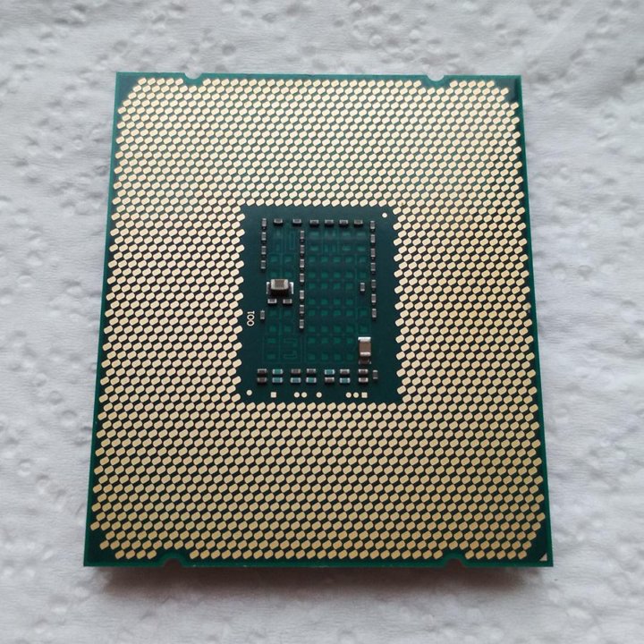 Intel xeon e5 2678 v3 cpu