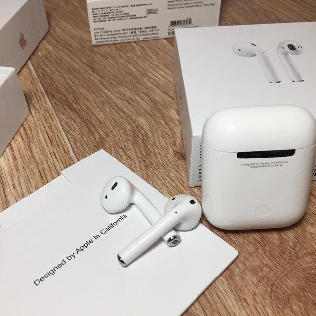 0]. Apple airpods 2 оригинал. Наушники аирподс 2. Наушники apple air pots 2. Айр подс реплика.