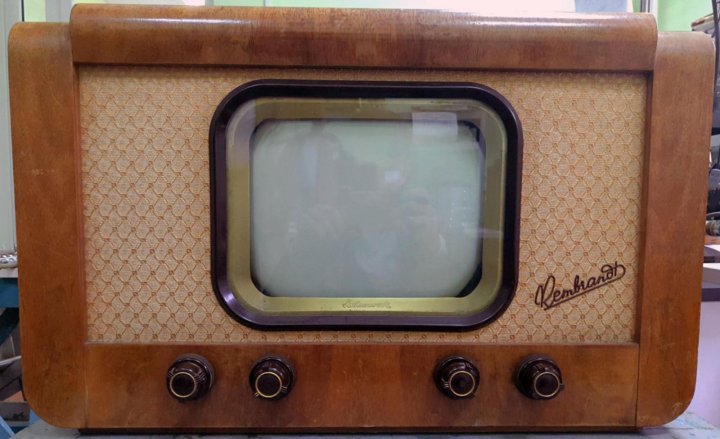 Куплю советский телевизор. Ламповый телевизор СССР. Ламповый телевизор 37см. Старый ламповый телевизор. Старый цветной ламповый телевизор.