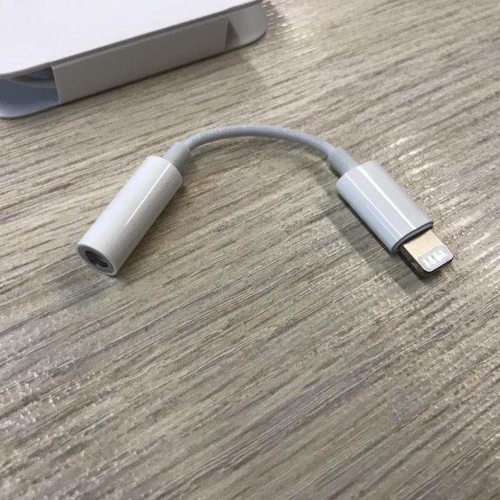 Переходник lightning 2 в 1 (наушники 3. 5 jack адаптер. Переходник apple lightning - mini jack 3. 5 mm headphone jack adapter. Адаптер lightning - aux.