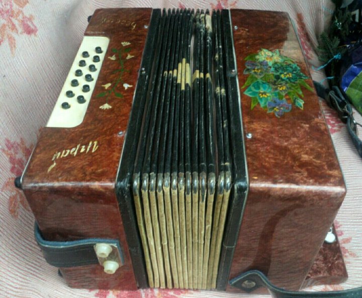 Баян Кубань Армавирская фабрика. Армавирская гармонь. Гармонь Армавирская музыкальная фабрика. Армавирская фабрика музыкальных инструментов гармонь Кубань