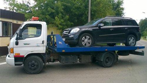 Доставка солнечногорск круглосуточно. Эвакуатор Чехов. Мазда 3 на эвакуаторе.