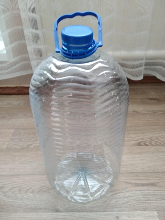 Бутыль 8 л. Баклажка 6 литров. Бутылка 10 литров пластиковая. Пластиковая бутыль 8л. Бутыль 8 литров.