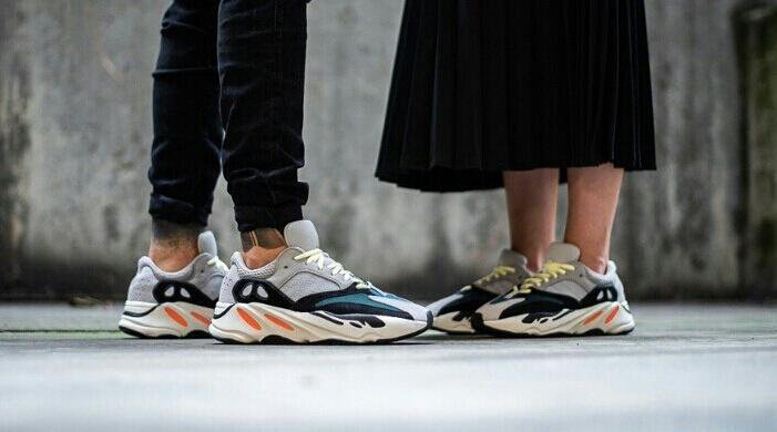 Adidas Yeezy Boost 700 Р»СѓРє