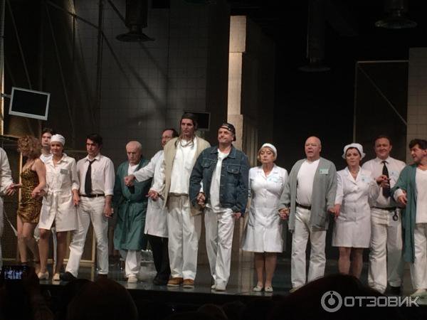 полет над гнездом кукушки театр луны. театр луны рубиновый вторник билли. театра луны пролетая над гнездом. рубиновый вторник театр луны актеры. полет над гнездом кукушки театр луны.