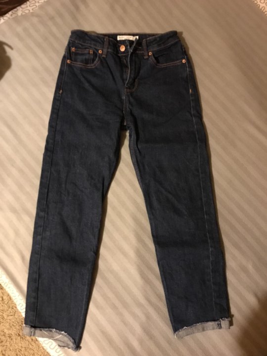 bershka straight cropped