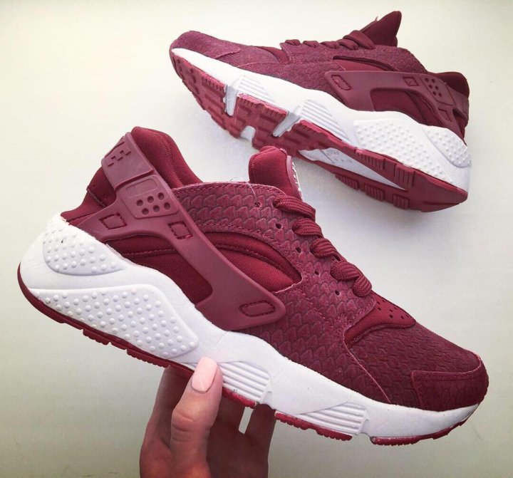 Nike huarache bordeaux on sale