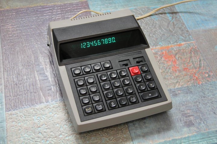 Счетный работник. Электроника МК 44. Разъем на калькуляторе мк33.
