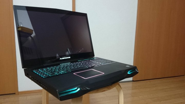 Alienware m18. Dell Alienware m18x. Dell Alienware m18x r2. Alienware 18x r2. Dell Alienware m18x r2 Nebula Red.