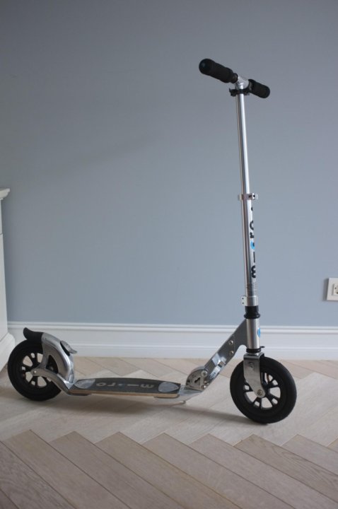 Micro flex. Micro Flex Air. Колесо для самоката Micro 200 мм Air. Камера колеса самоката Micro Flex Air 1495. Blade Micro самокаты.