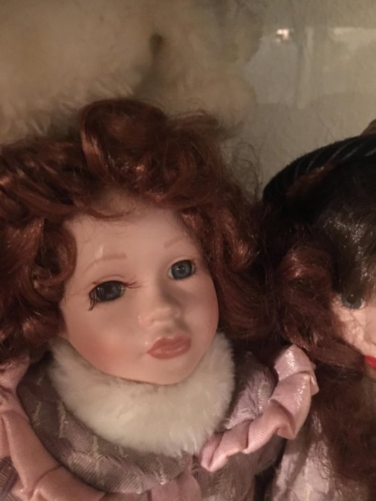 Фарфоровые куклы –  , цена 1 200 руб., дата размния .