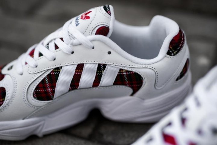 Adidas yung 1 hot sale absolute vintage white