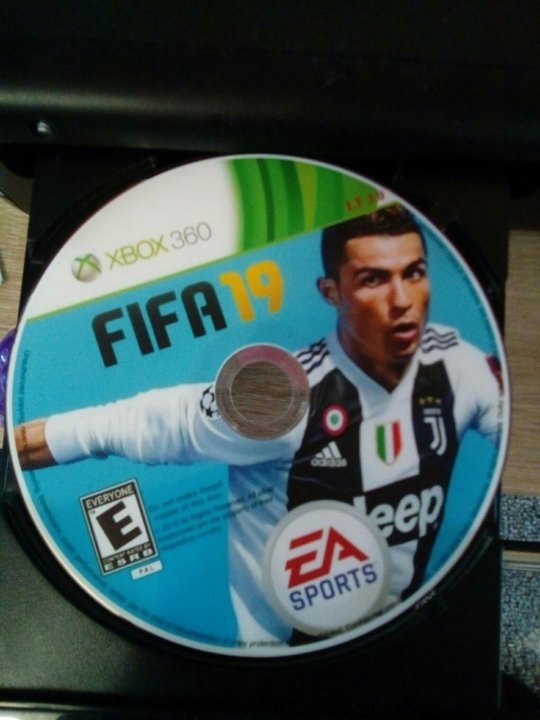Fifa 19 xbox 360. ФИФА 19 хбокс 360. FIFA 19 Xbox 360 обложка. FIFA 20 for Xbox 360. ФИФА 19 на Xbox 360 фото.