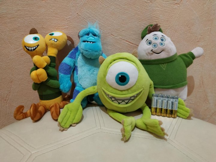 Monsters inc toy. Рэндл Корпорация монстров игрушка. Игрушки Хэппи мил Корпорация монстров. Мягкая игрушка Корпорация монстров. Мягкая игрушка Салли Корпорация монстров.