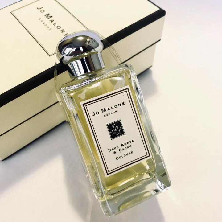 Джо малон лимитка. Blue agava & cacao jo malone london. Blue agava & cacao jo malone london. Духи с грейпфрутом женские. Джо малон блю агава и какао.