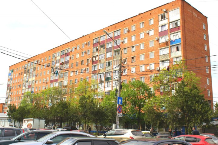 Ул депутатская 14 астрахань. Депутатская 16 майкоп аптека. Депутатская 16 майкоп. Алкотека майкоп. Депутатская 8 майкоп.