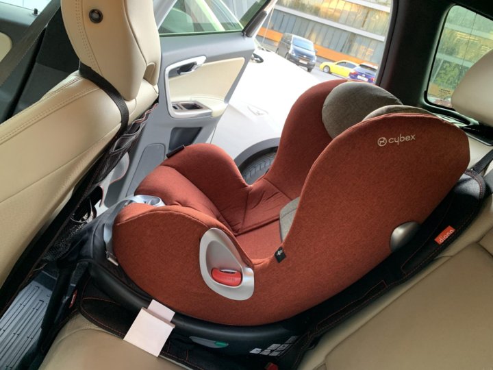 Автомобильное кресло cybex sirona