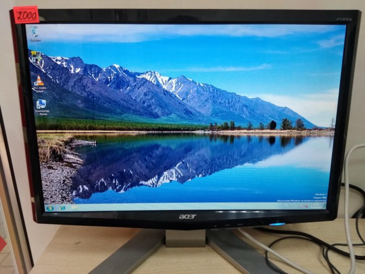 Acer P193w, 19\