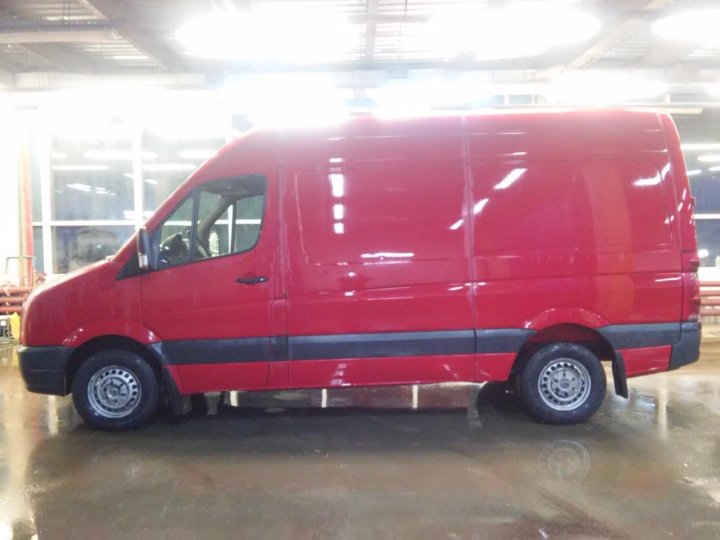 Аренда-прокат грузового фургона VW Crafter – купить в Москве, цена 3 ...