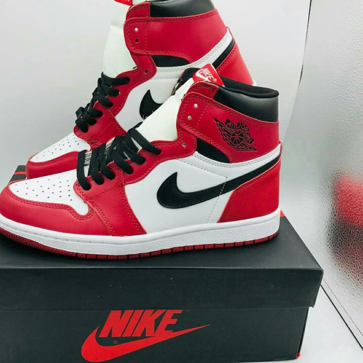 Кроссовки jordan черные. Nike Air Jordan 1 Retro White Black Red. Nike Air Jordan 1 Black Red. Nike Air Jordan 1 Red White. Nike Air Jordan 1 Black.