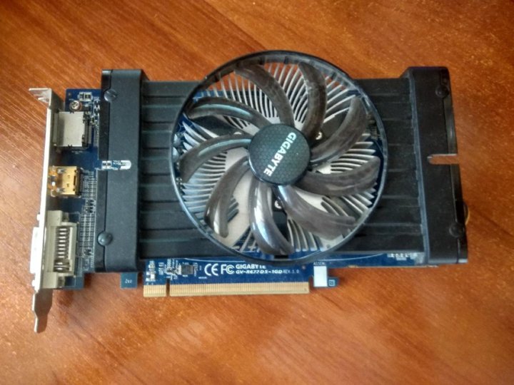 Radeon 6700. AMD HD 6700 1gb. HD 6700 1gb Gigabyte. Видеокарта Radeon HD 6700. Видеокарта Gigabyte 6700.