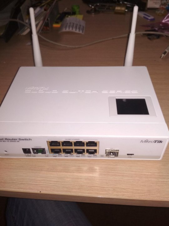Mikrotik crs109 8g 1s 2hnd in. Mikrotik crs109. Crs109-8g-1s-2hnd. Микротик crs109-8g-1s-2hnd-in.