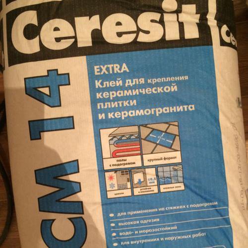 Клей церезит 14 25 кг. Клей плиточный Ceresit 14. Церезит 14 клей для плитки. Плиточный клей Церезит для теплого пола. Cm14 клей.