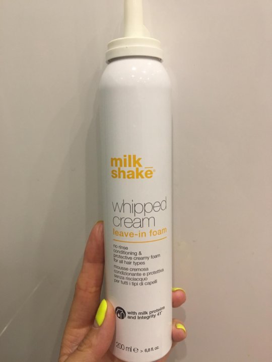 Milkshake для волос. Milk Shok пенка для волос. Milkshake пенка для волос. Спрей для волос Milk Shake. Милк Шейк пена для волос.