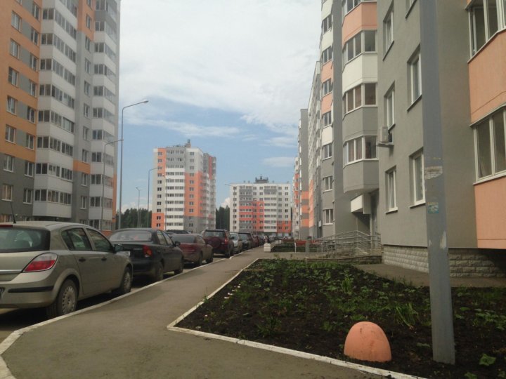 Машиностроителей 7 верхняя Пышма.