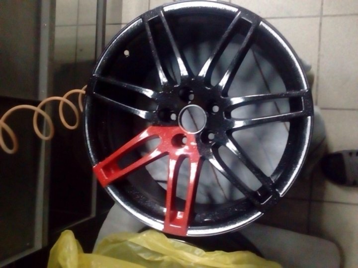 Диски dotz revvo. Kahn mondial диски купить. Необычные колеса. Диски dotz revvo. Диски 2024.