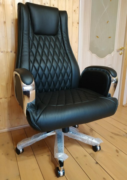 Кресло руководителя echair 518 ml