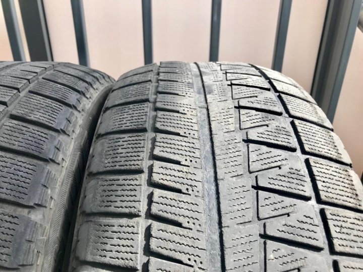 Bridgestone blizzak revo gz. Бриджстоун близак Рево. Бриджстоун Рево GZ липучка 215 60 /17. Bridgestone Blizzak Revo GZ 215/55 r17 94s. Бриджстоун близак липучка 215 65.